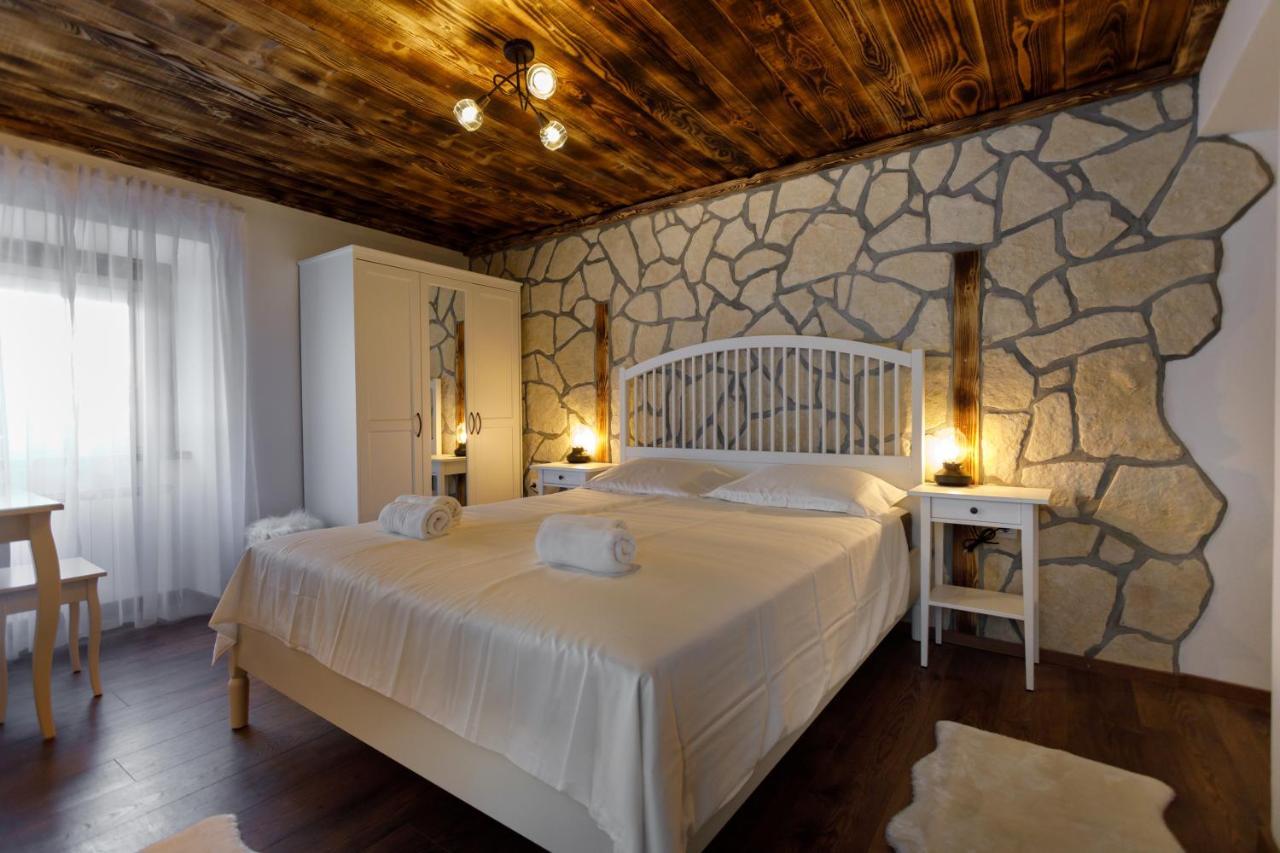 Rustic Apartment Evelin Кърк Екстериор снимка