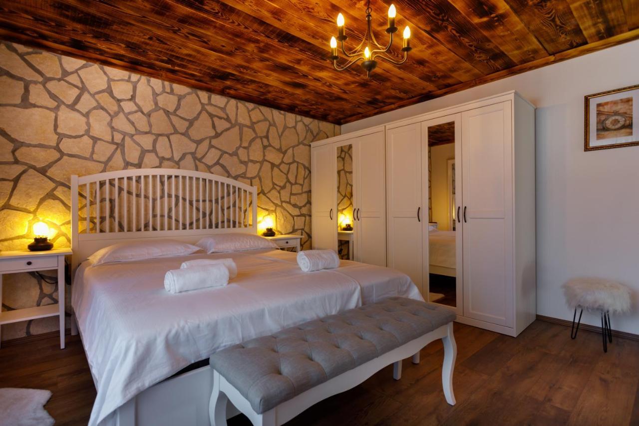 Rustic Apartment Evelin Кърк Екстериор снимка